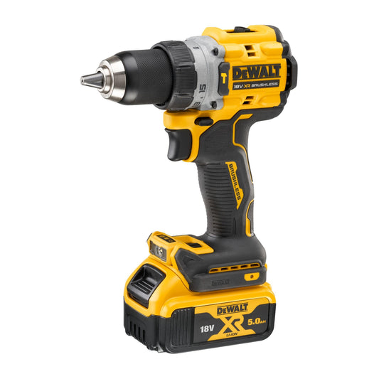Dewalt 18V Akku-Schlagbohrschrauber DCD805P2T (bürstenloser Motor, 2-Gang-Vollmetallgetriebe, mit LED-Arbeitslicht, inkl. 2x 5.0Ah XR Akkus, Ladegerät & TSTAK-Box)
