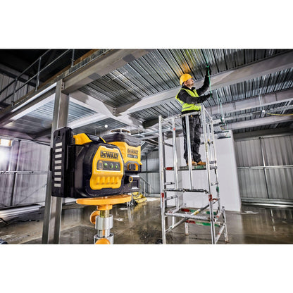 Dewalt 360° Akku-Multilinienlaser Grün DCE089NG18 (selbstnivellierend, Genauigkeit +/- 3mm auf 10m, kompatibel mit 12V & 18V XR Akkus, inkl. TSTAK Box, Wandhalterung, Lieferung ohne Akku & Ladegerät)